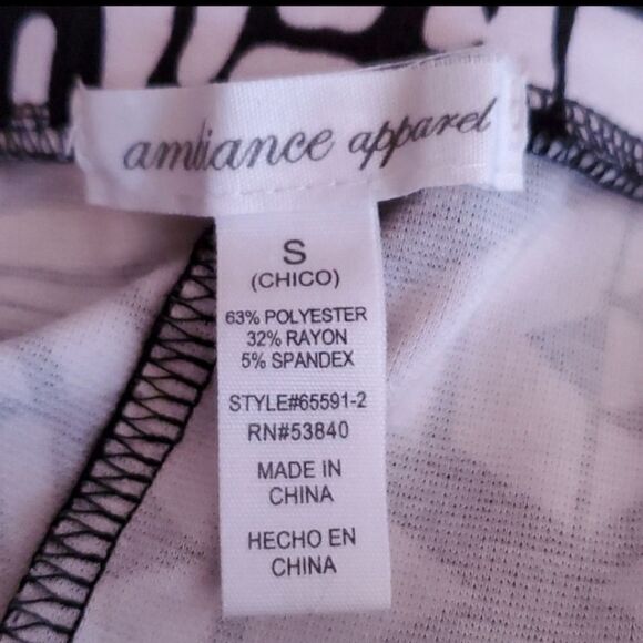 Cute skater skirt  - Picture 2 of 2